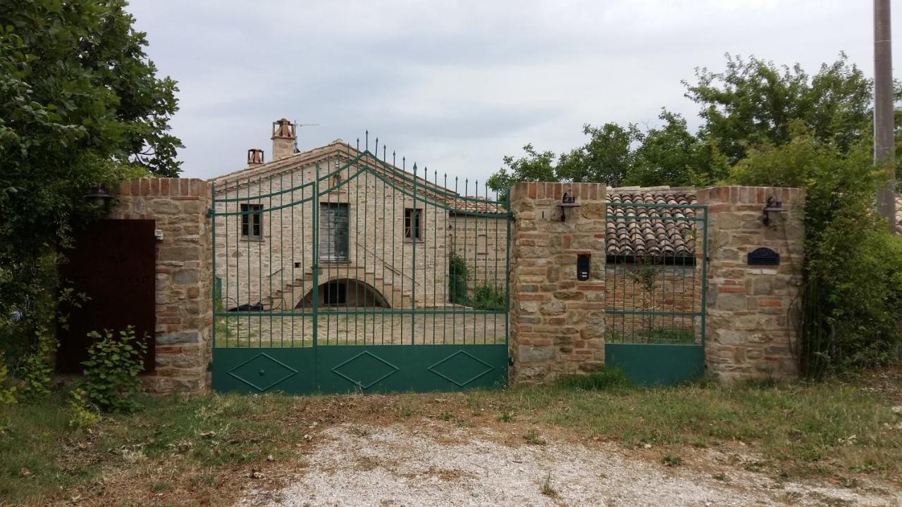 Locanda San Francesco Montecarotto Exterior foto
